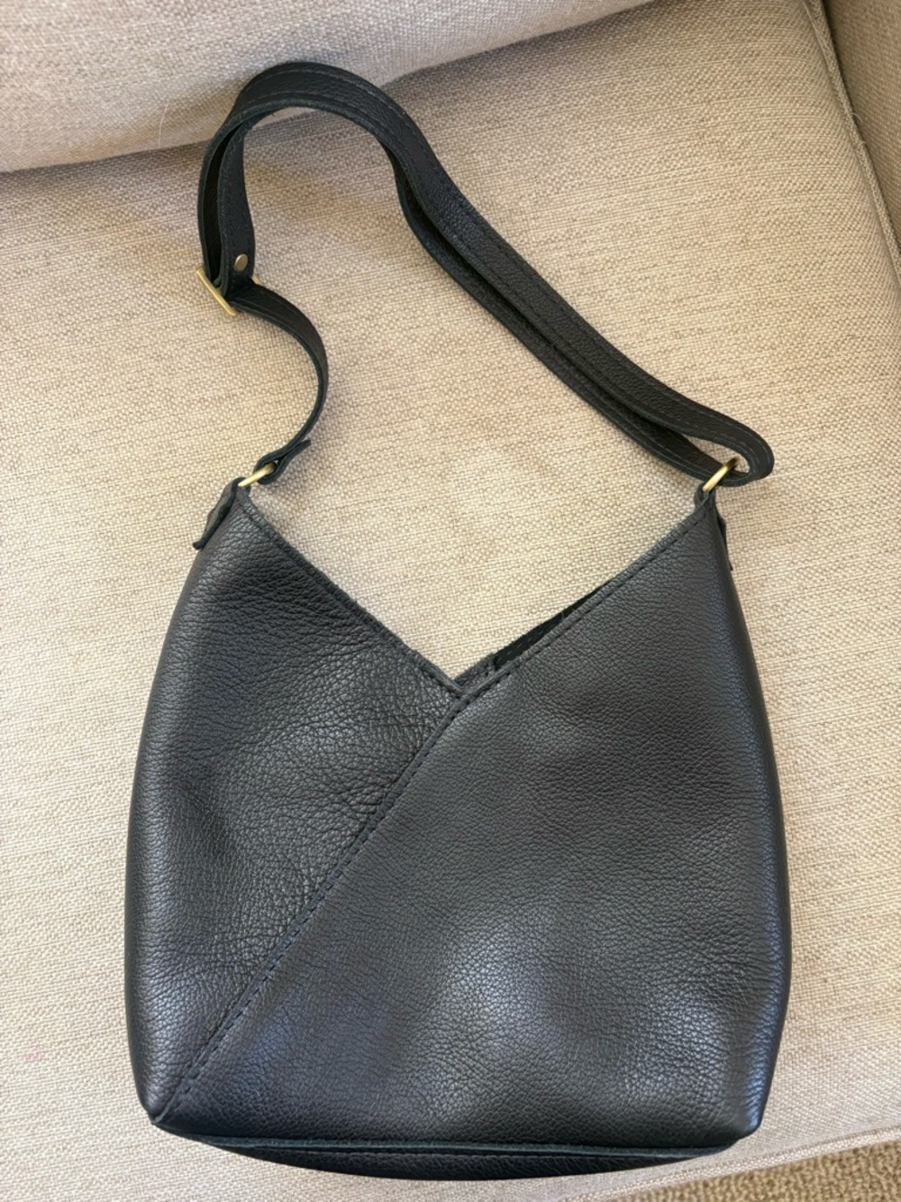 Portland leather Black Leather Naomi Shoulder Bag. Small